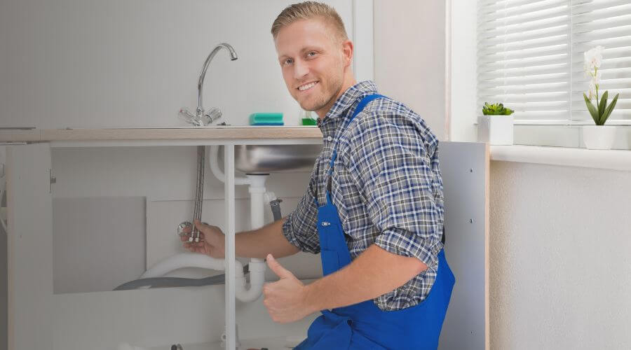 Burst Pipe Emergency Service in Houstonia, MO